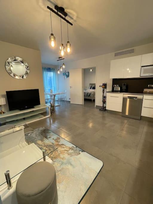 Prado Plage David - Stade Velodrome - Parc Chanot - Luxury Apartment By The Sea Марсель Екстер'єр фото
